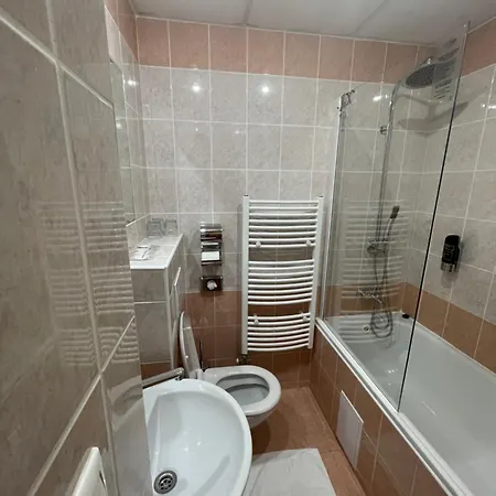 Diery Hotel 3*